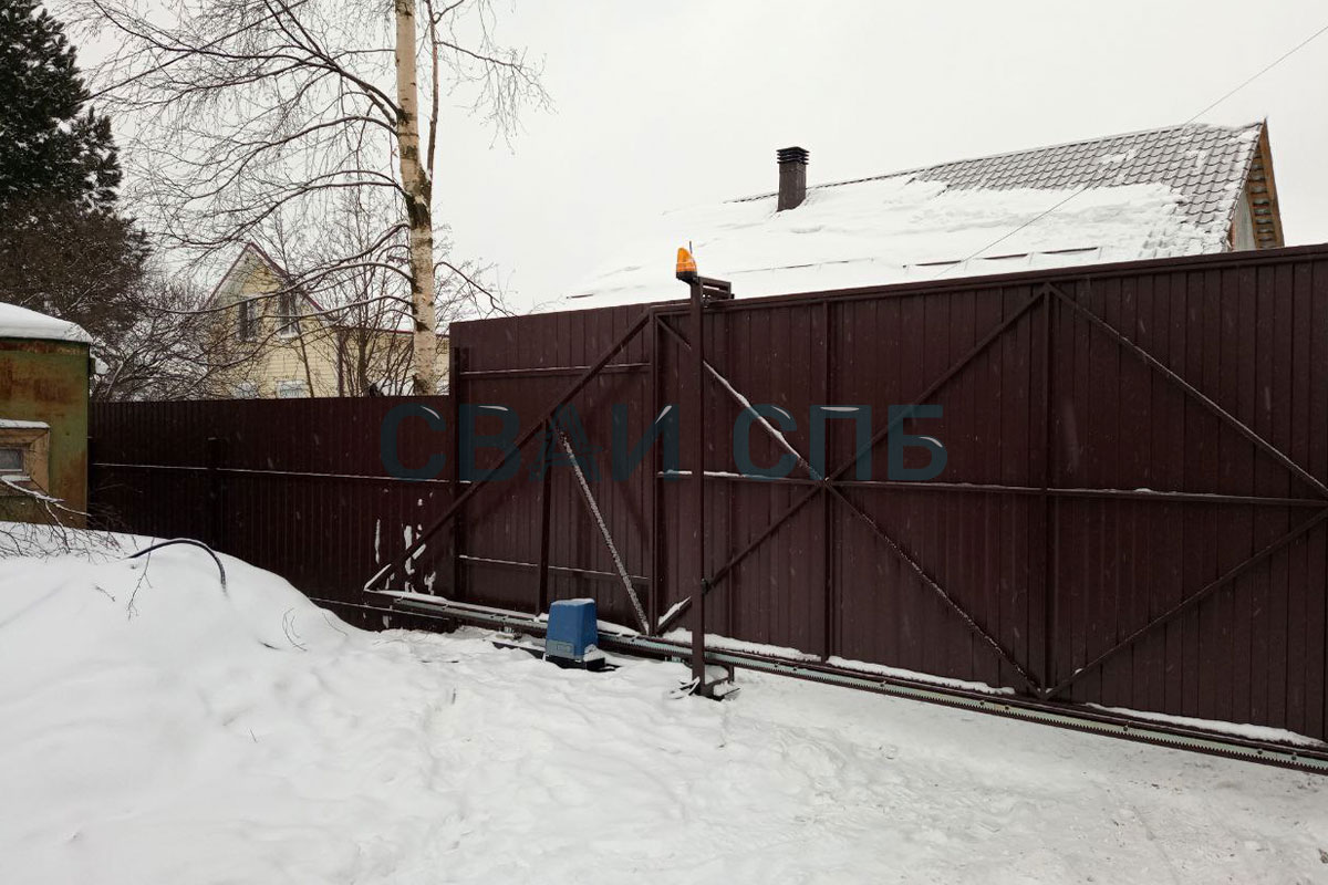 Забор из профлиста, откатные ворота с автоматикой и калиткой в СНТ «Дружный»