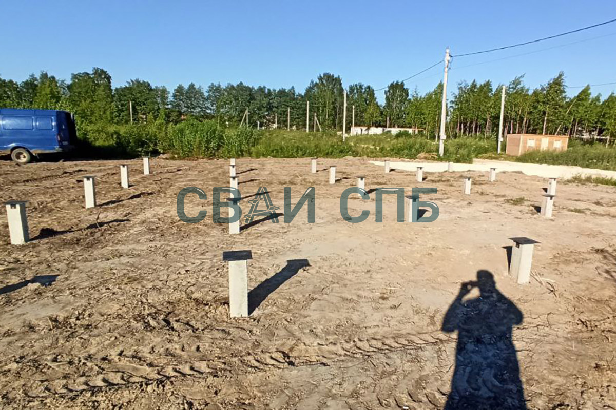 Фундамент на забивных сваях для строительства загородного дома в деревне Сойкино