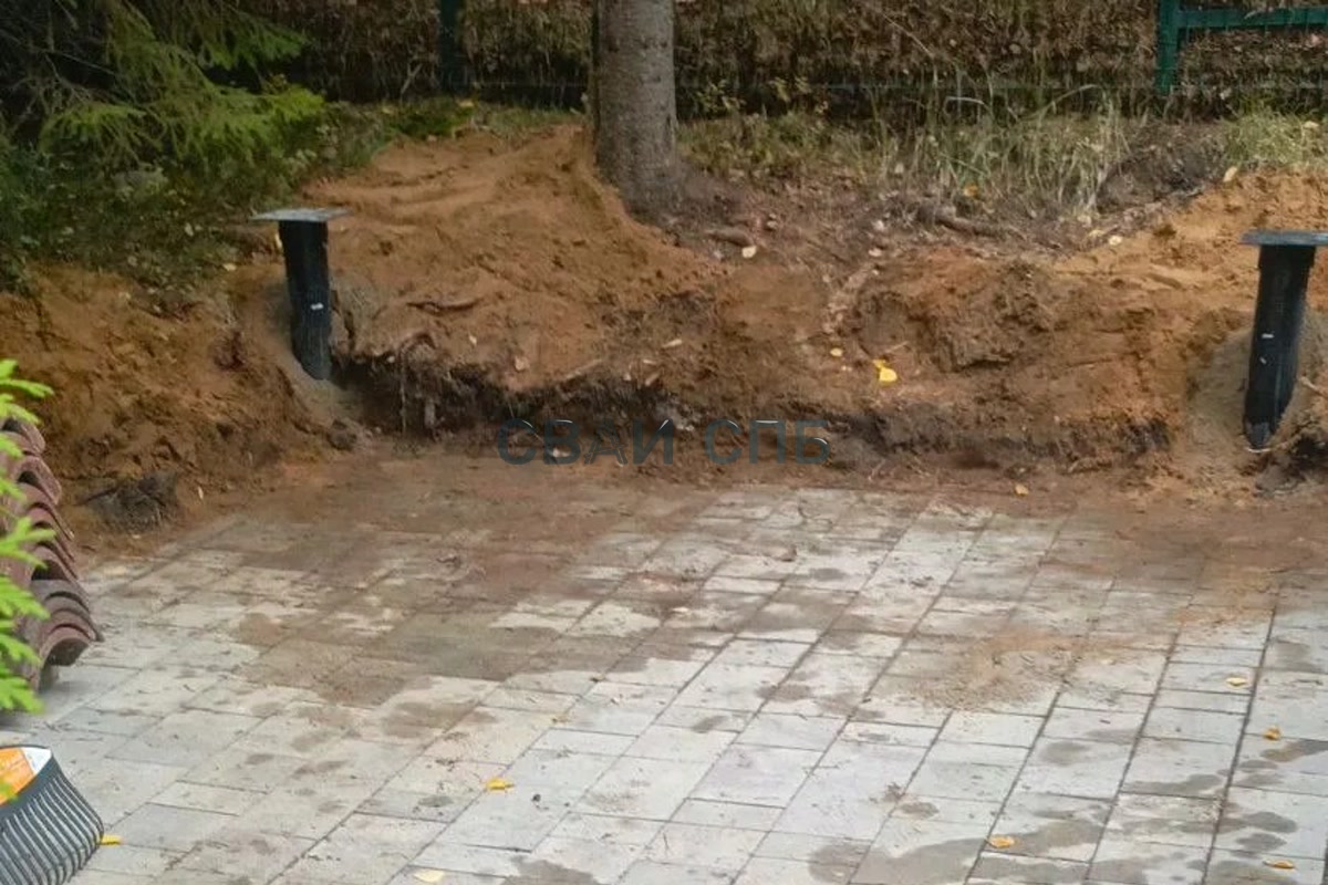 Фундамент на винтовых сваях в деревне Медный Завод